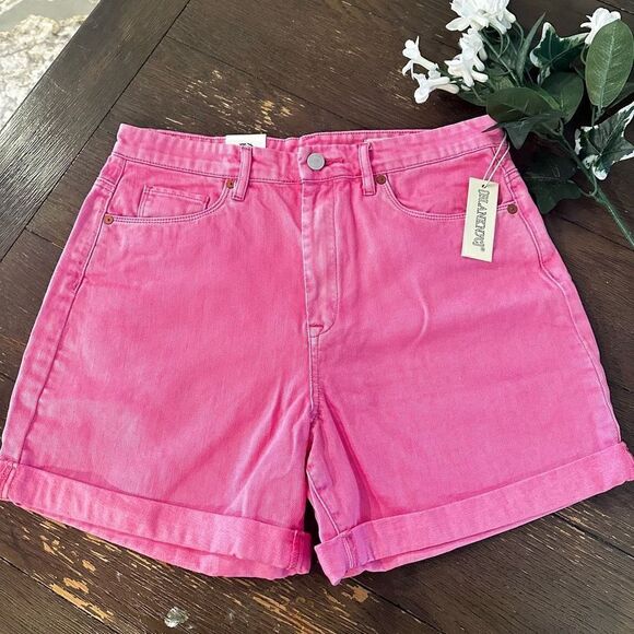 BLANK NYC Pink Shadow Denim Shorts Rolled Hems Acid Washed size‎ 30 New! - Picture 1 of 7